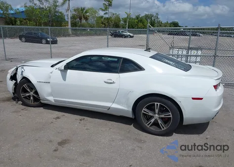 2011 Chevrolet Camaro 2Ls z USA, uszkodzony, nr VIN 2G1FA1ED9B9208677
